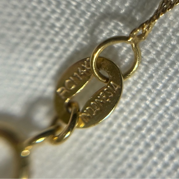 Blue & Yellow Sapphire Starfish Necklace - Picture 7 of 7